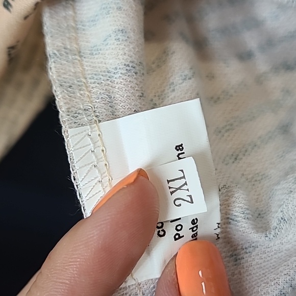 "Fight for the thing you care about" long sleeved top​ - Picture 4 of 6